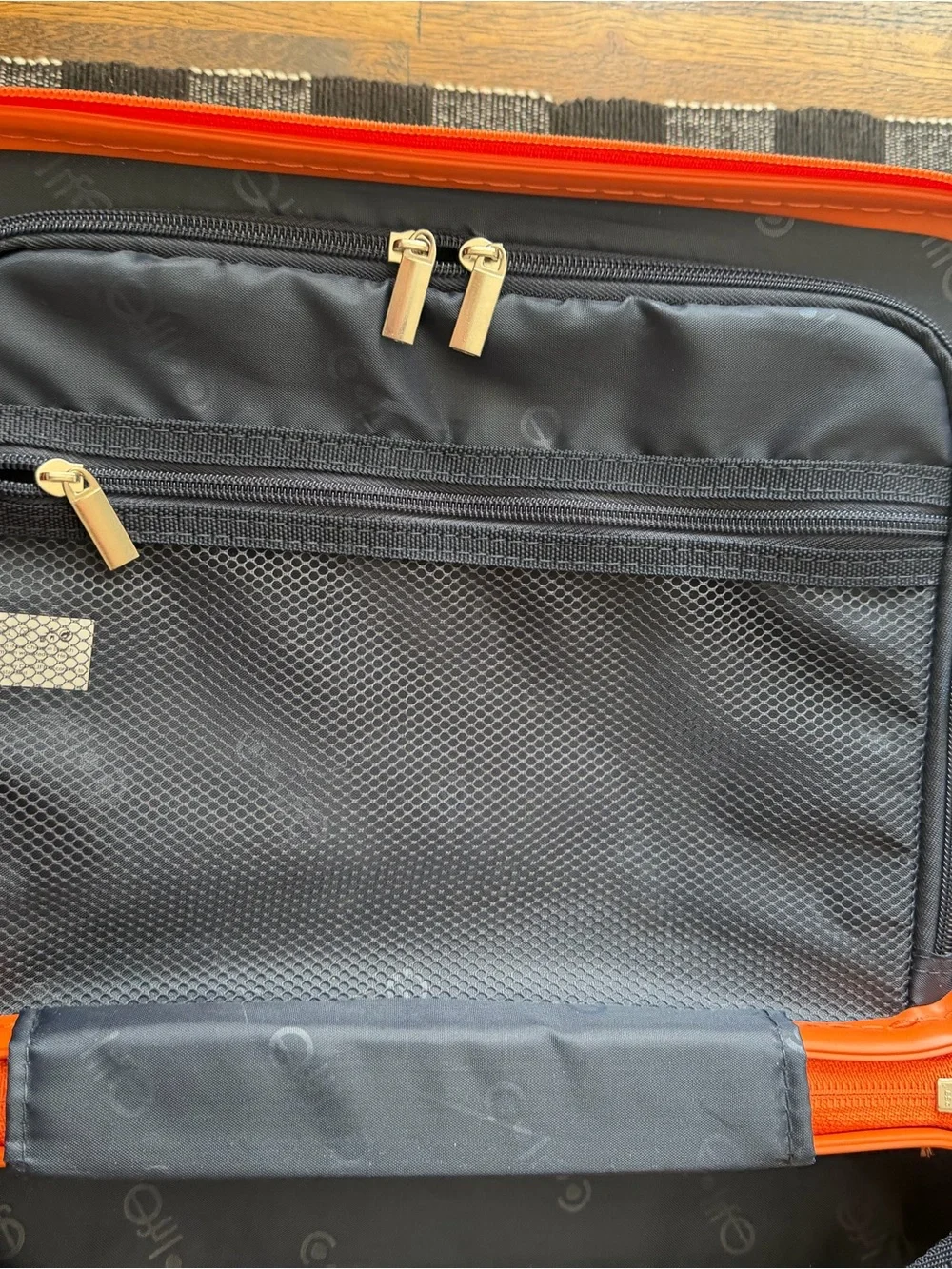 Orange Travel Cosmetic Case ✈️🧴NWOT